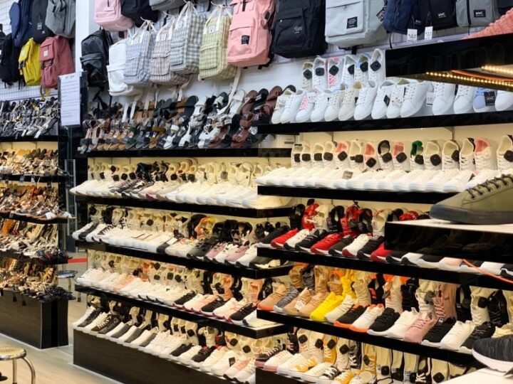 Rovi Store - shop giày nam ở Huế đẹp