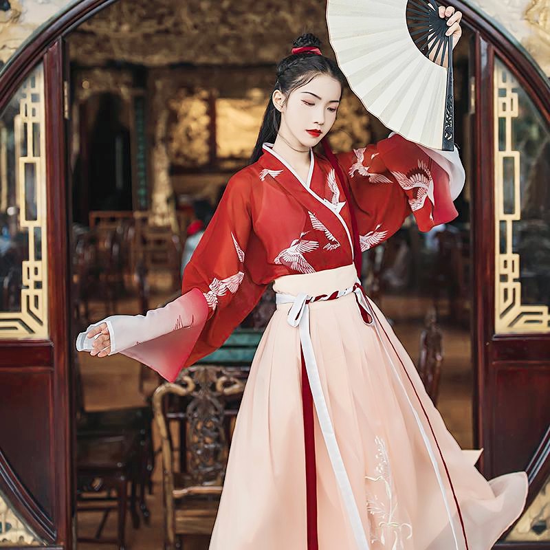 Top 7 địa chỉ cho thuê trang phục cổ trang đẹp Đà Nẵng
