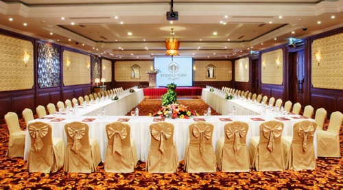 Libera Travel là một trong những đơn vị rất đáng tin cậy trong dịch vụ cho thuê bàn ghế tại Đà Năng.
