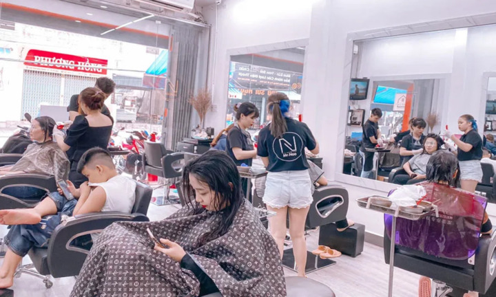 Gọi tên Top 7 trung Tâm đào tạo nghề hớt tóc Đà Nẵng nổi tiếng nhất