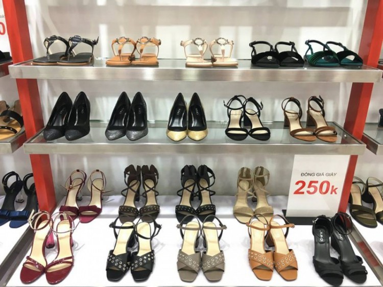 Juno là một trong những hệ thống shop giày sandal Đà Nẵng được lựa chọn nhiều nhất.