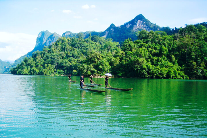 hồ lớn nhất Việt Nam