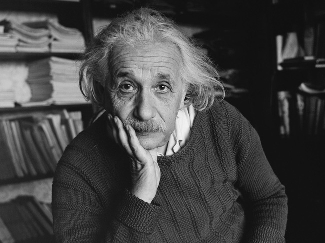 người thông minh nhất thế giớiAlbert Einstein
