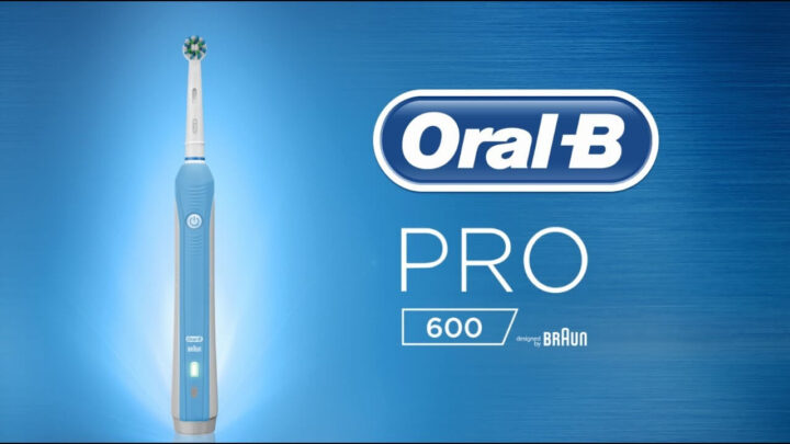 Bàn chải đánh răng điện Oral-B Pro