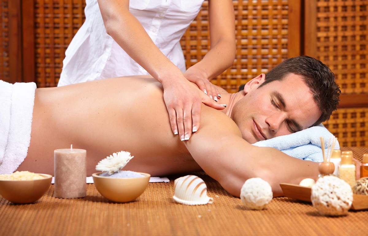 Massage Hoàng Yến