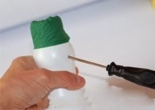 Hướng dẫn cách làm người tuyết bằng chai nhựa